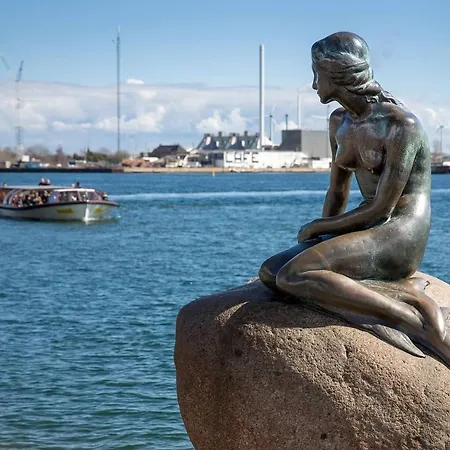 Centralauthentic And Charming 2br Сasa de vacaciones Copenhague