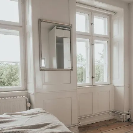 Centralauthentic And Charming 2br Сasa de vacaciones *